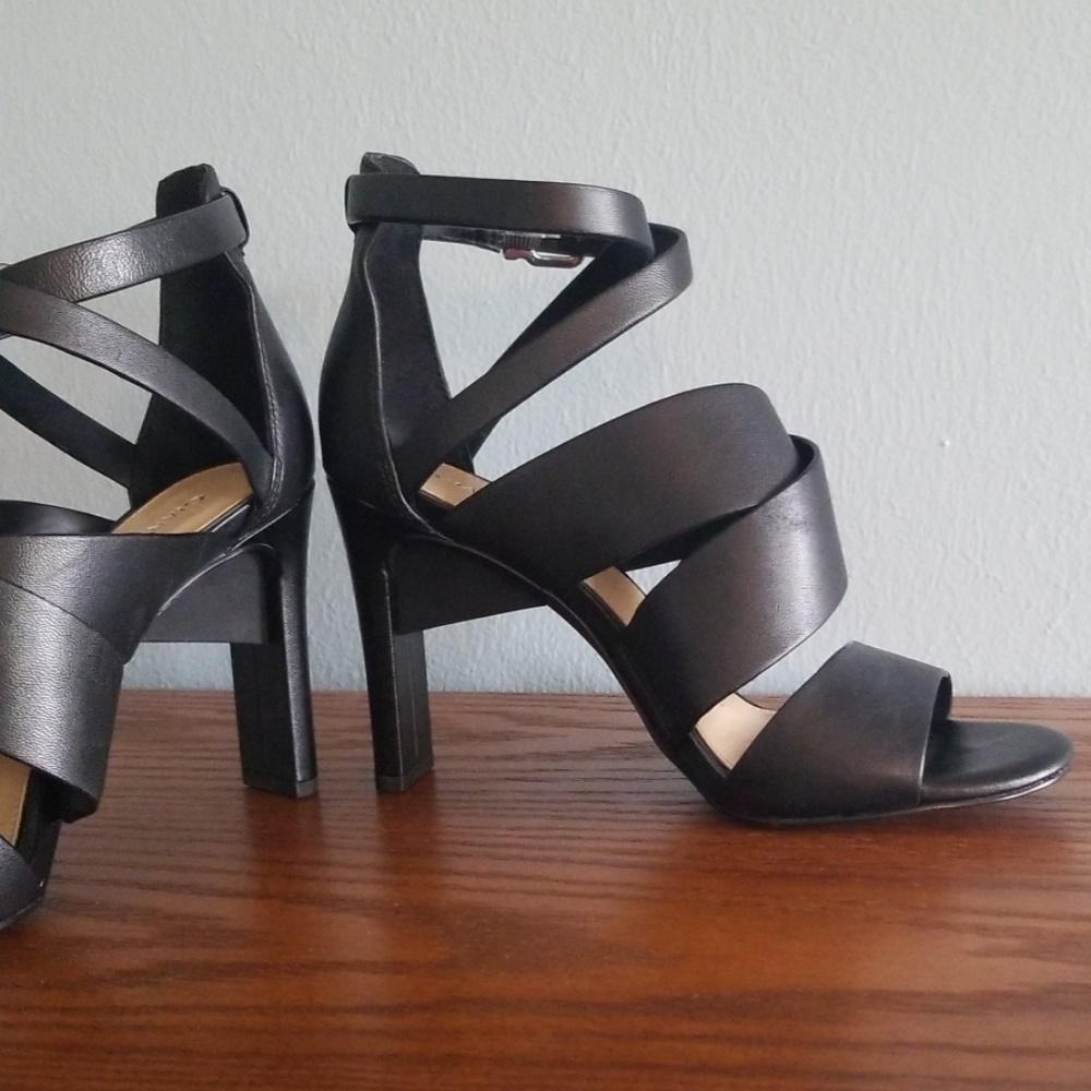 Gianni Bini Black strappy Shoes Size 7 - Picture 6 of 7